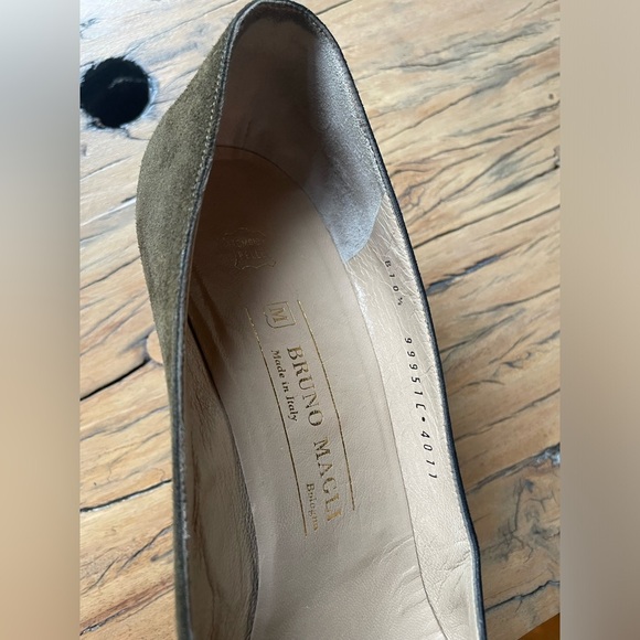 Vintage Bruno Magli Suede Black & Brown Heels with Peep-Toe Made In Italy - Picture 7 of 16